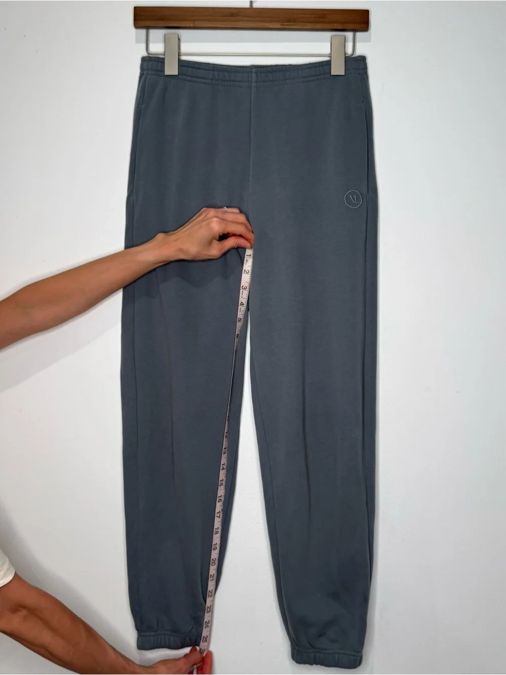 VUORI Women’s Sedona Sweatpant Joggers Smoke Blue Slate Blue Size XS VW4202 - Picture 14 of 14